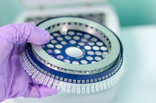 医療 看護 介護 無料 写真 イラスト 素材 ウイルス バイ菌 コロナ COVID 19 PCR 検査フィルター Inspection filter